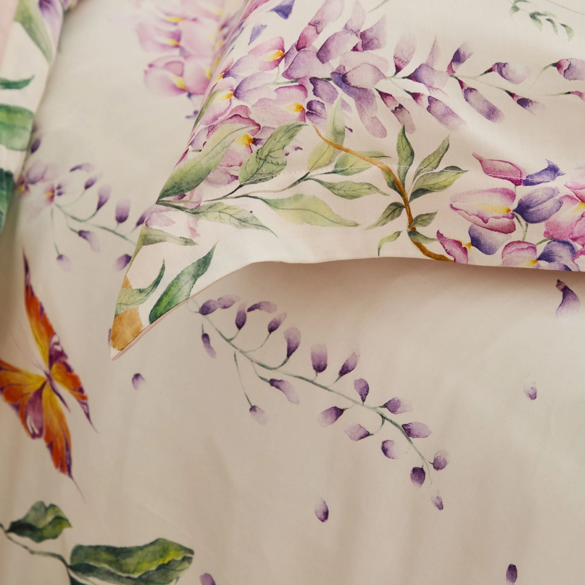 Voyage Mariposa Printed Purple Duvet Cover Set  - Voyage Mariposa Printed King Duvet Set Purple - Image 3