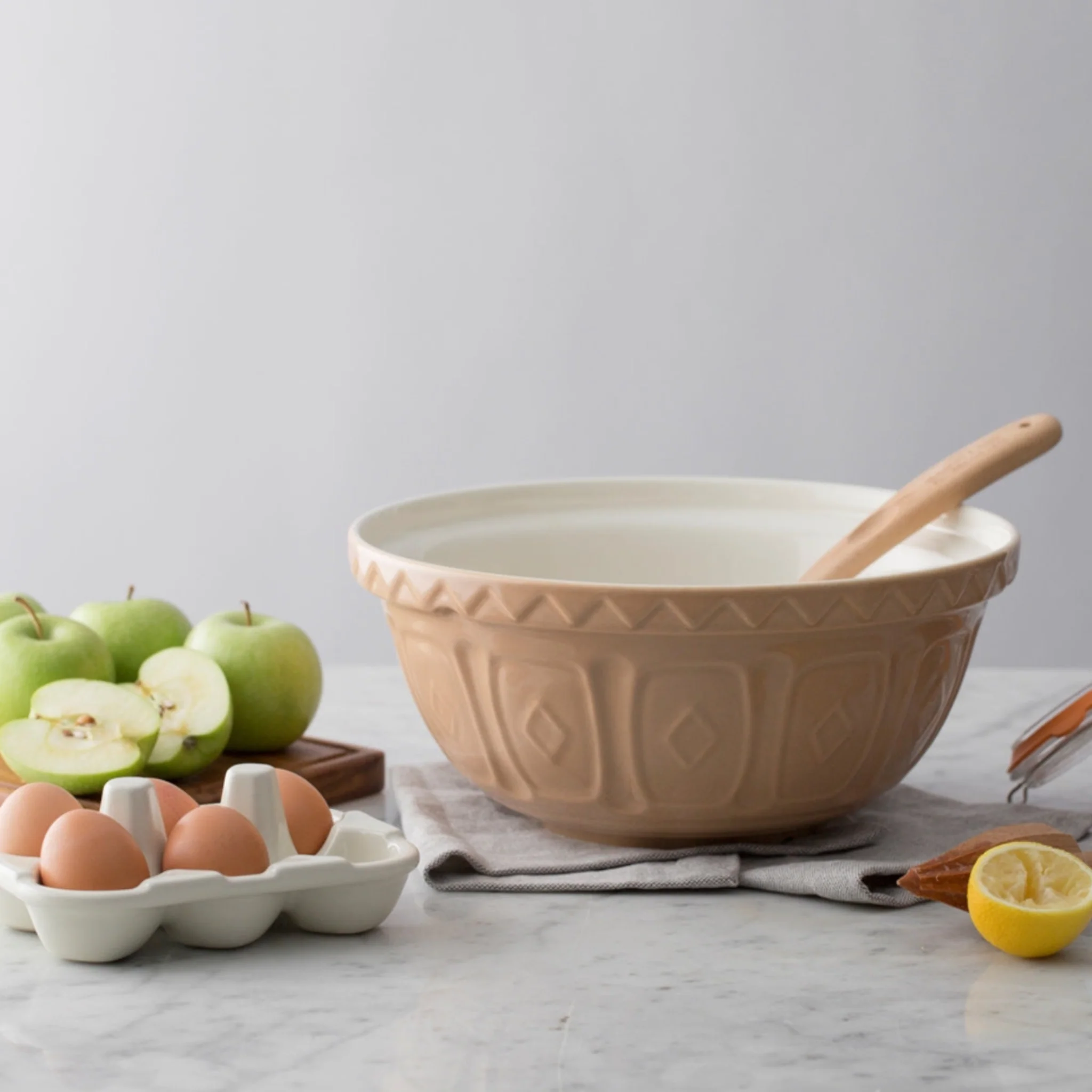 Mason Cash Cane Mixing Bowl - MC Cane S12 Mixing Bowl 29CM - Image 2