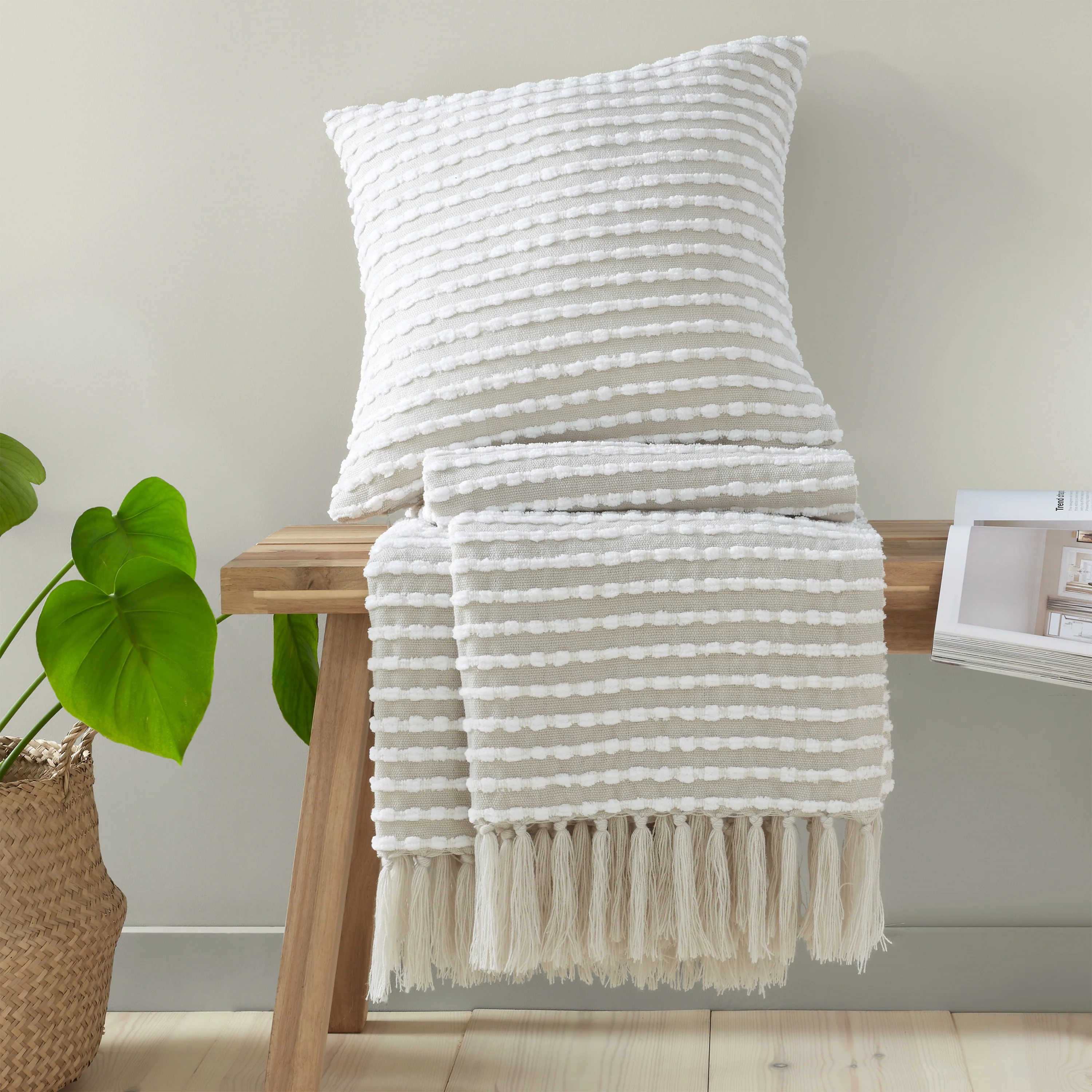 Stab Stitch Cream Throw - DISC Stab Stitch Natural Throw 125x150CM - Image 5