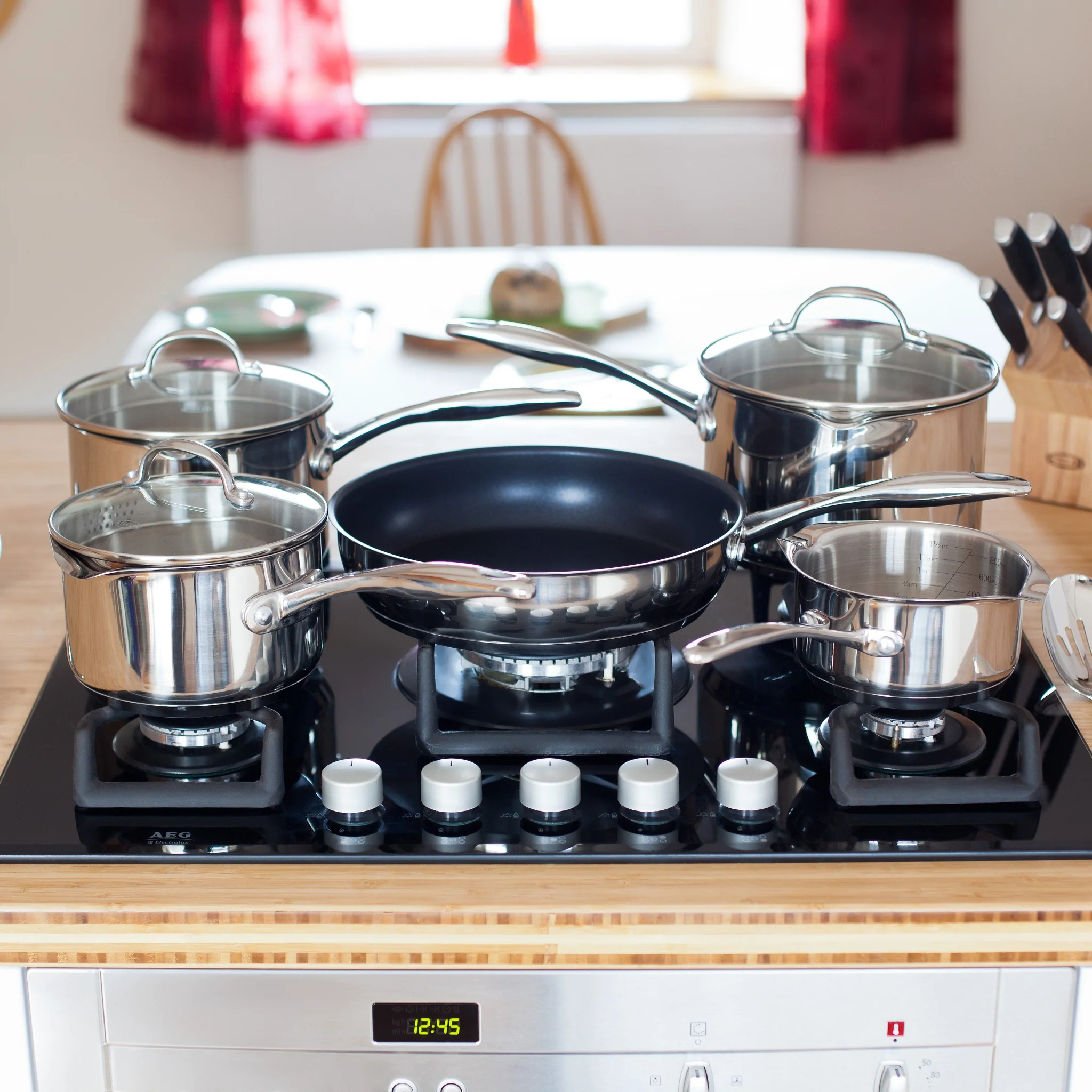 Stellar Profile 5 Piece Saucepan Set - Stellar Profile Saucepan 5Pce - Image 2