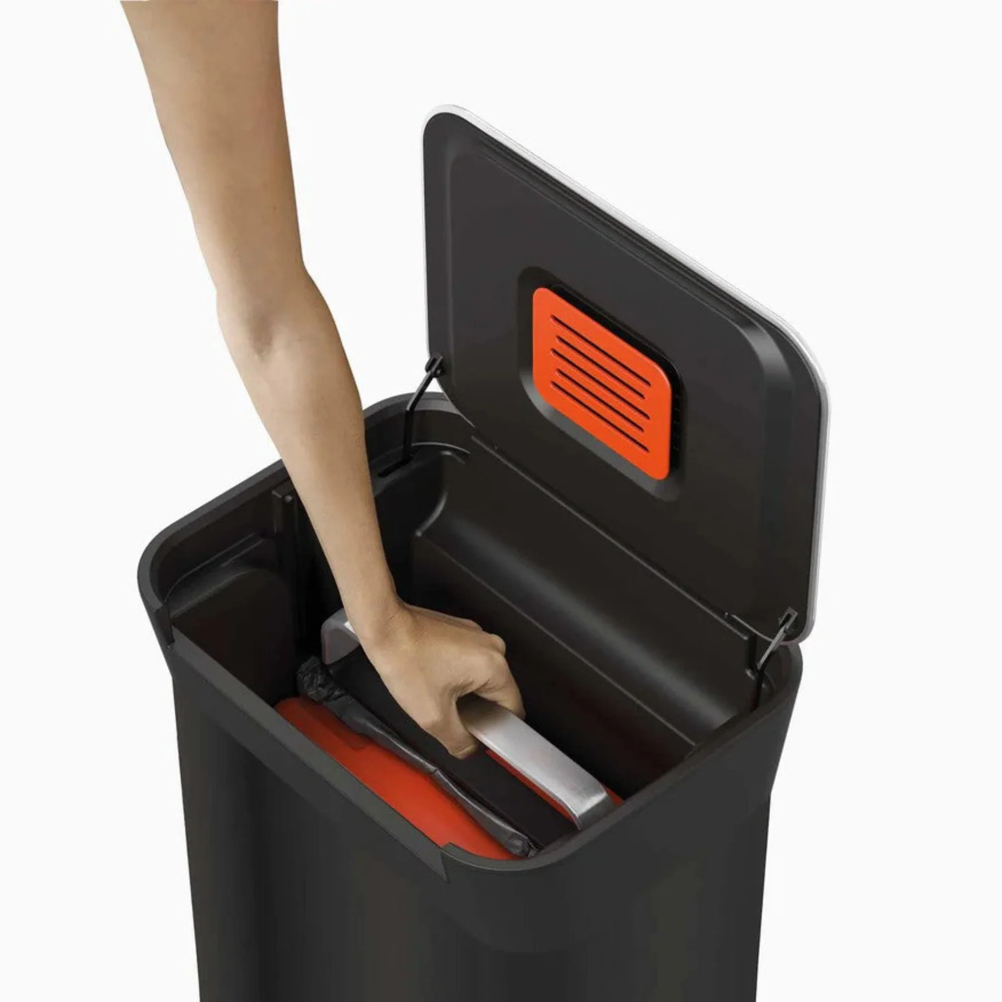 Titan Bin 30L Carbon Black - Image 3